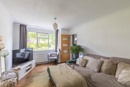 3 bedroom Semi-detached house to let in Birchwood Avenue, Moortown, Leeds, LS17