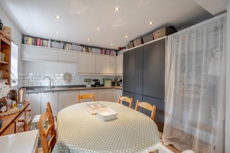 3 bedroom Semi-detached house for sale in Foxwood Rise, Oakwood, Leeds, LS8