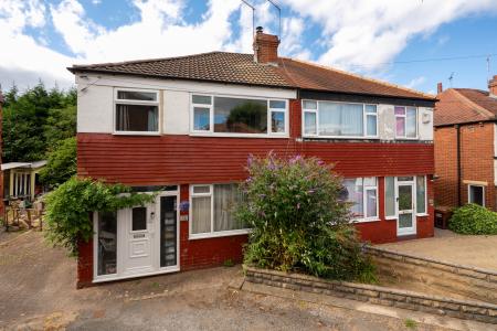 3 bedroom Semi-detached house for sale in Foxwood Rise, Oakwood, Leeds, LS8