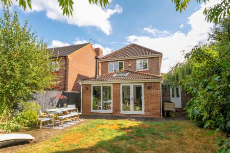 3 bedroom Detached house for sale in Wike Ridge View, Alwoodley, Leeds, LS17