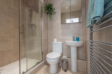 2 bedroom Flat to let in Aragon Court, 252 Stainbeck Lane, Leeds, LS7