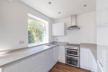 3 bedroom End of terrace house to let in Norfolk Close, Chapel Allerton, Leeds, LS7