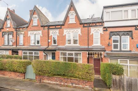 4 bedroom Terraced House to let in Roman Grove, Roundhay, Leeds, LS8