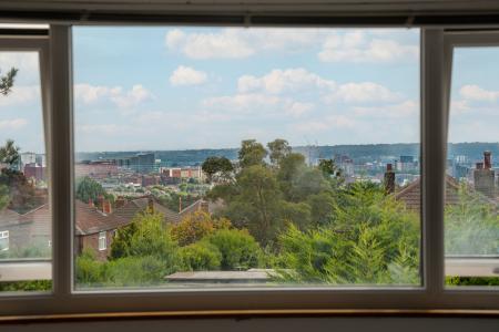 4 bedroom Semi-detached house for sale in Gledhow Park Avenue, Chapel Allerton, Leeds, LS7