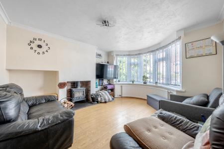 4 bedroom Semi-detached house for sale in Gledhow Park Avenue, Chapel Allerton, Leeds, LS7