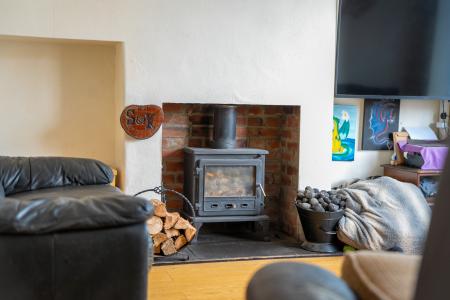 4 bedroom Semi-detached house for sale in Gledhow Park Avenue, Chapel Allerton, Leeds, LS7