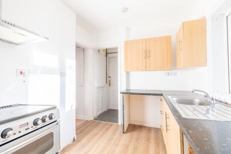 3 bedroom Terraced House to let in Scott Hall Avenue, Chapel Allerton, Leeds, LS7