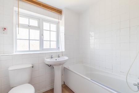 4 bedroom Detached house for sale in Oakwood Rise, Oakwood, Leeds, LS8