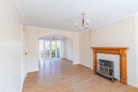 4 bedroom Detached house for sale in Oakwood Rise, Oakwood, Leeds, LS8