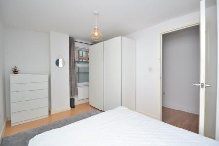 2 bedroom Flat for sale in Concord Street, Leeds, LS2