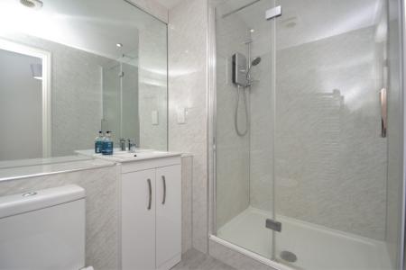 2 bedroom Flat for sale in Concord Street, Leeds, LS2