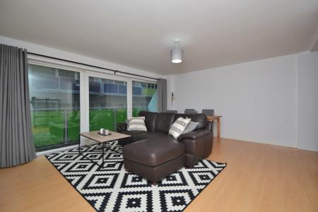 2 bedroom Flat for sale in Concord Street, Leeds, LS2