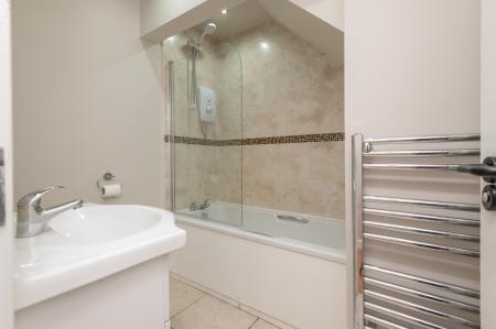 2 bedroom Flat to let in St Thomas Row, Leeds, LS2