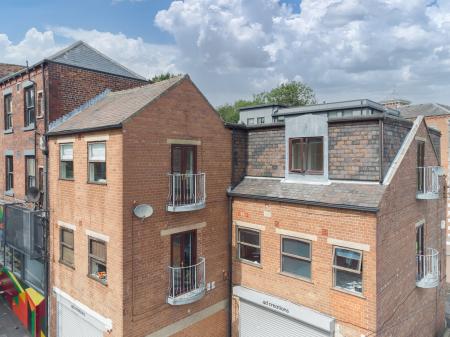 2 bedroom Flat to let in St Thomas Row, Leeds, LS2
