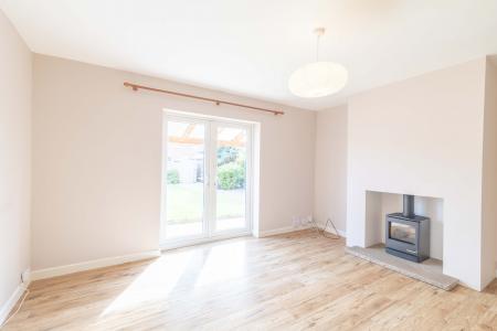 3 bedroom Terraced House to let in Potternewton Avenue, Leeds, LS7