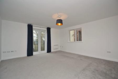 2 bedroom Flat to let in Potternewton Mount, Leeds, LS7