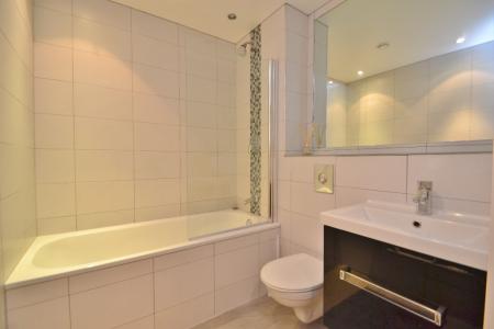 2 bedroom Flat to let in City Island, Gotts Road, Leeds, LS12