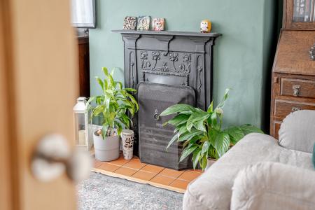 4 bedroom Semi-detached house for sale in Ridgeway, Gledhow, Leeds, LS8