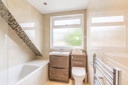 3 bedroom Semi-detached house to let in Linton Drive, Alwoodley, Leeds, LS17