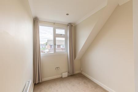 3 bedroom Semi-detached house to let in Linton Drive, Alwoodley, Leeds, LS17