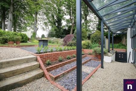 2 bedroom Flat to let in Wensley House Apartments, Wensley Avenue, Chapel Allerton, Leeds, LS7