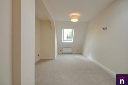2 bedroom Flat to let in Wensley House Apartments, Wensley Avenue, Chapel Allerton, Leeds, LS7