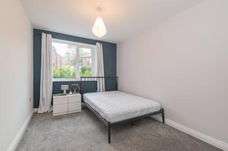 2 bedroom Flat to let in Mansion View, 16 Harehills Lane, Chapel Allerton, Leeds, LS7