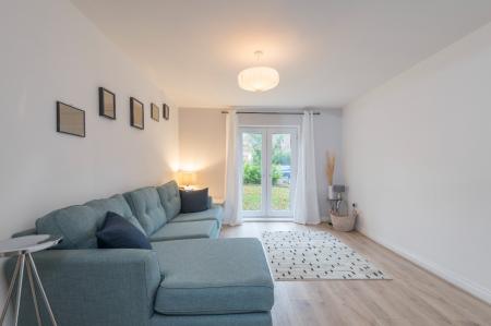 2 bedroom Flat to let in Mansion View, 16 Harehills Lane, Chapel Allerton, Leeds, LS7