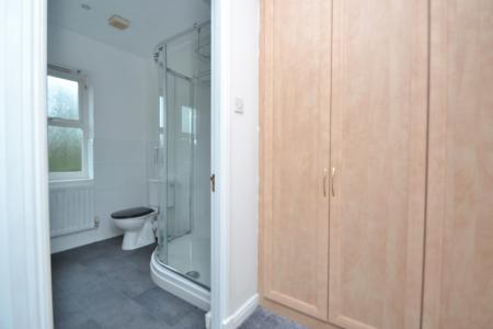 4 bedroom Town house to let in Mansion Gate, Chapel Allerton, Leeds, LS7