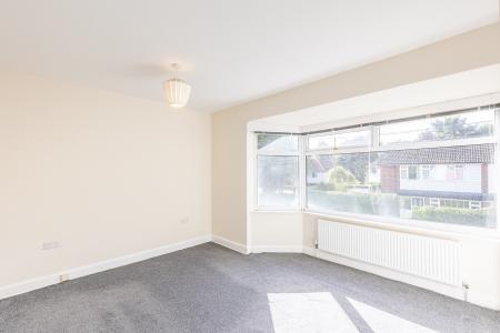 3 bedroom Semi-detached house for sale in Green View, Meanwood, Leeds, LS6