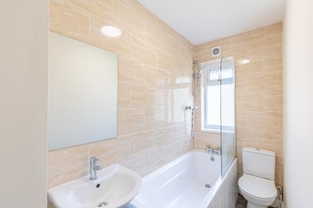 3 bedroom Semi-detached house for sale in Green View, Meanwood, Leeds, LS6