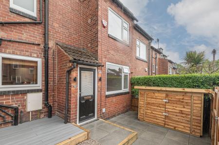 3 bedroom Terraced House to let in Norman View, Kirkstall, Leeds, LS5