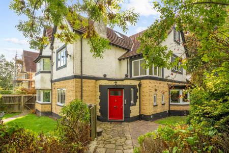 3 bedroom Duplex for sale in 5 Spen Road, West Park, Leeds, LS16