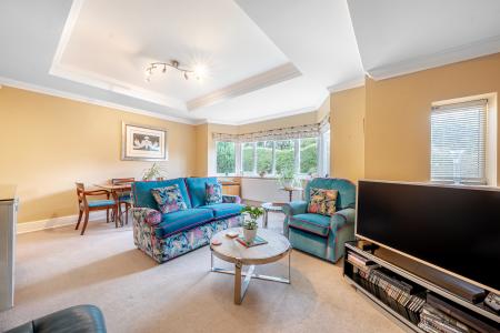 3 bedroom Duplex for sale in 5 Spen Road, West Park, Leeds, LS16