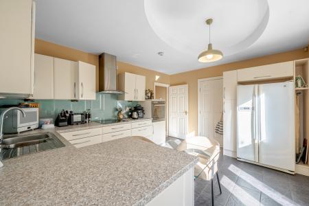 3 bedroom Duplex for sale in 5 Spen Road, West Park, Leeds, LS16