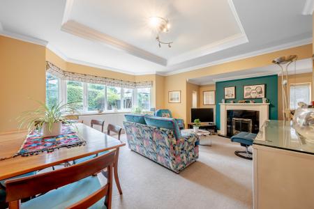 3 bedroom Duplex for sale in 5 Spen Road, West Park, Leeds, LS16