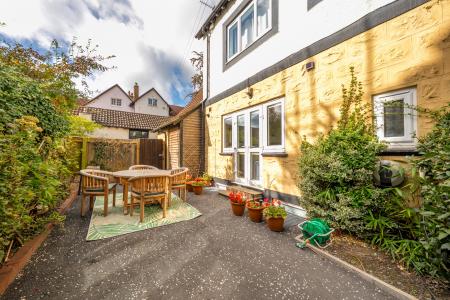 3 bedroom Duplex for sale in 5 Spen Road, West Park, Leeds, LS16