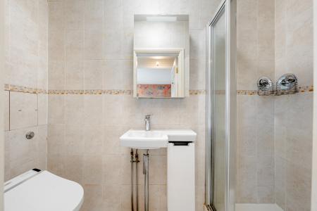 3 bedroom Duplex for sale in 5 Spen Road, West Park, Leeds, LS16
