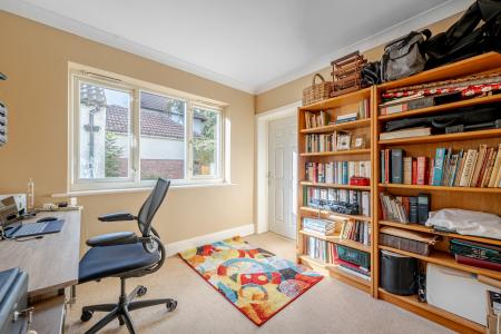 3 bedroom Duplex for sale in 5 Spen Road, West Park, Leeds, LS16