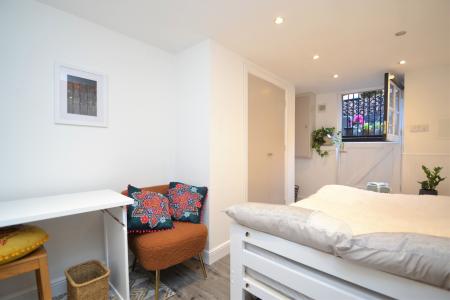 4 bedroom Terraced House for sale in Pasture Lane, Chapel Allerton, Leeds, LS7