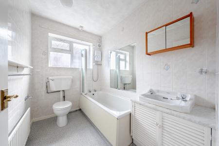 2 bedroom Bungalow for sale in St Matthews Walk, Chapel Allerton, Leeds, LS7
