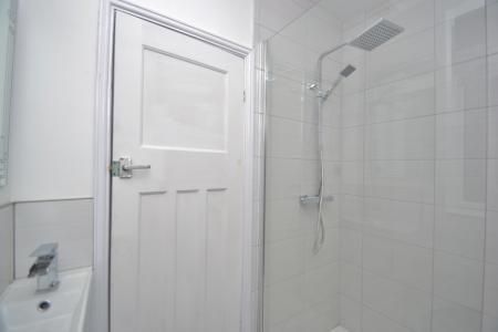 2 bedroom Flat to let in Newton Hill Court, Chapeltown Road, Chapel Allerton, Leeds, LS7
