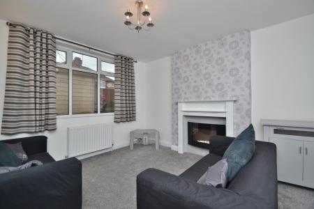 2 bedroom Flat to let in Newton Hill Court, Chapeltown Road, Chapel Allerton, Leeds, LS7
