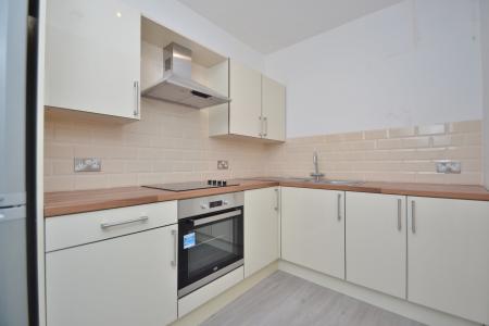 2 bedroom Flat to let in Newton Hill Court, Chapeltown Road, Chapel Allerton, Leeds, LS7