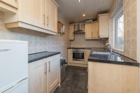 4 bedroom Terraced House to let in Chandos Place, Roundhay, Leeds, LS8