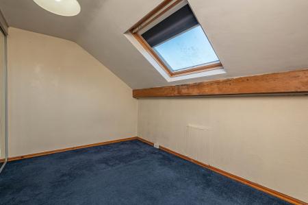 4 bedroom Terraced House to let in Chandos Place, Roundhay, Leeds, LS8