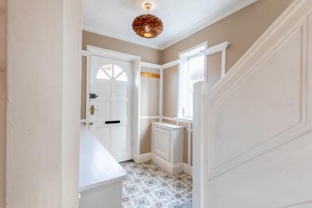 3 bedroom Semi-detached house for sale in Gledhow Park Avenue, Chapel Allerton, Leeds, LS7