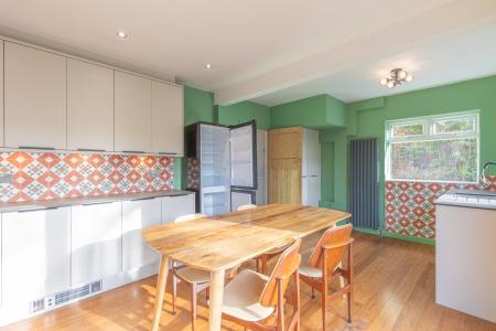 3 bedroom Semi-detached house for sale in Gledhow Park Avenue, Chapel Allerton, Leeds, LS7