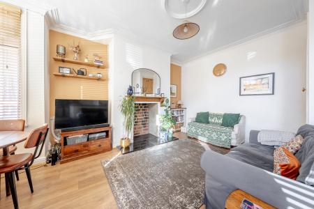 2 bedroom Terraced House for sale in Lumley Road, Burley, Leeds, LS4