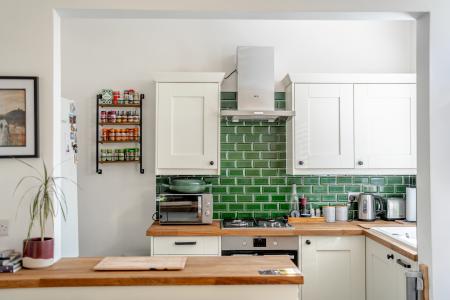 2 bedroom Terraced House for sale in Lumley Road, Burley, Leeds, LS4